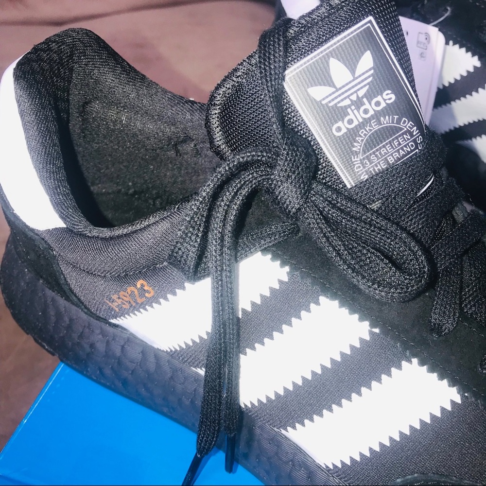 Classic Adidas Rare BLK/BLK sole w/ white stripes